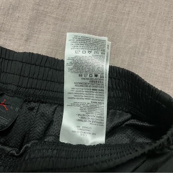 Jordan Kids Black Jogger Track pants Relaxed Fit elastic Size Large Athletic - Picture 6 of 8